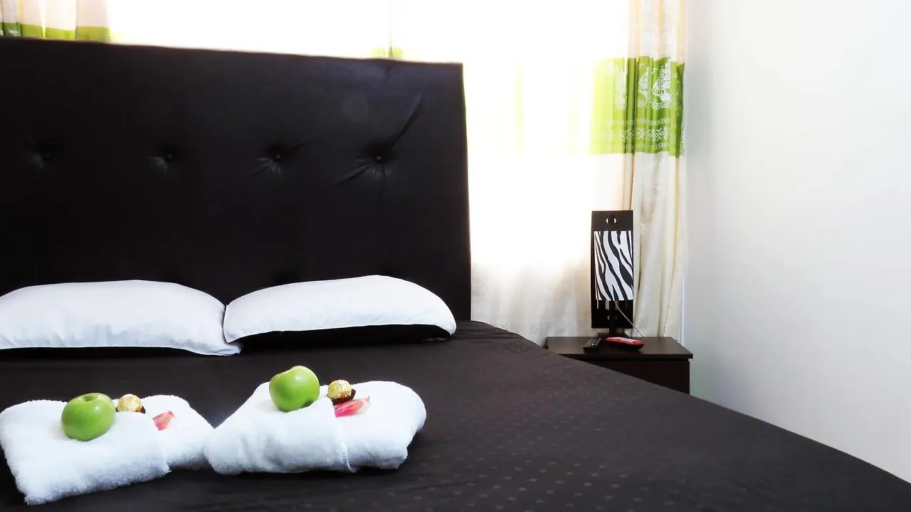 Couette-café Hotel Bogota House